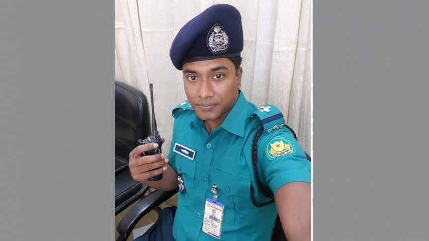 রাজশাহীর এক সময়ের আলোচিত এসআই নাছির চাকরি হারালেন