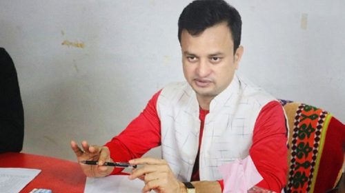 রাজশাহী কাটাখালী পৌরসভার মেয়র আব্বাস আলী র‍্যাবের হাতে আটক
