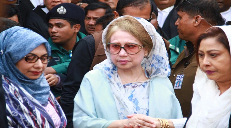 রাজনীতির টার্নিং পয়েন্ট আগামী ১০ দিন প্যারোল না জামিন, শপথ না বর্জন সব সুরাহা