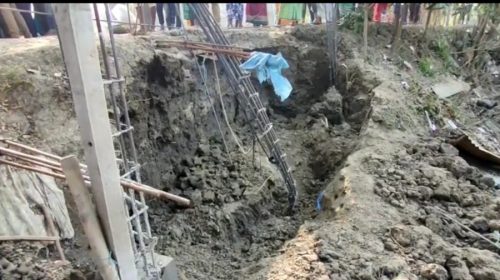 সিংড়ায় মাটি চাপায় শ্রমিক নিহত
